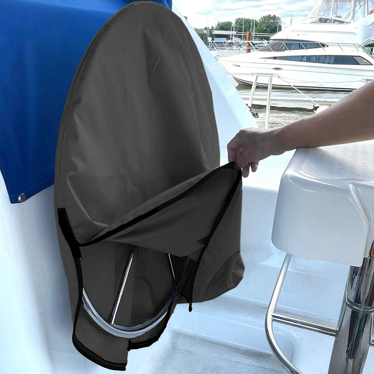 SAVVYCRAFT® black waterproof boat steering wheel cover on boat wheel with half-open zipper for easy installation and secure fit