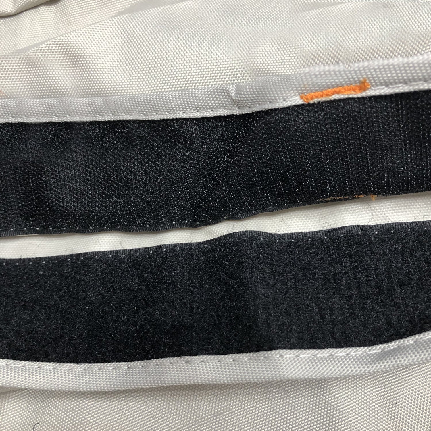 Savvycraft 600D Ski & Wakeboard Tower Boat Covers Fits V-Hull with Ski/Wakeboard Towers