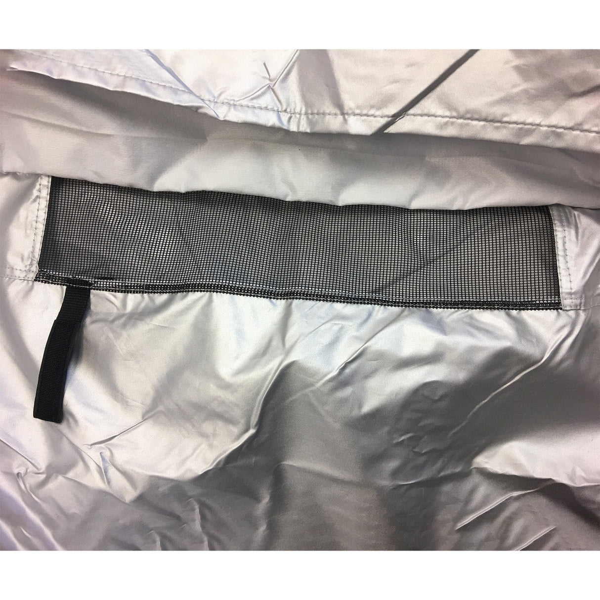 Three air vents on each side reduce wind lofting and help prevent moisture buildup inside