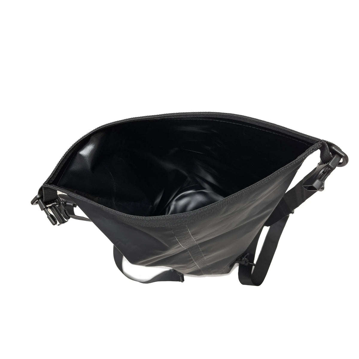 SAVVYCRAFT heavy-duty waterproof dry bag black open top for kayaking, boating, and camping gear protection with adjustable straps